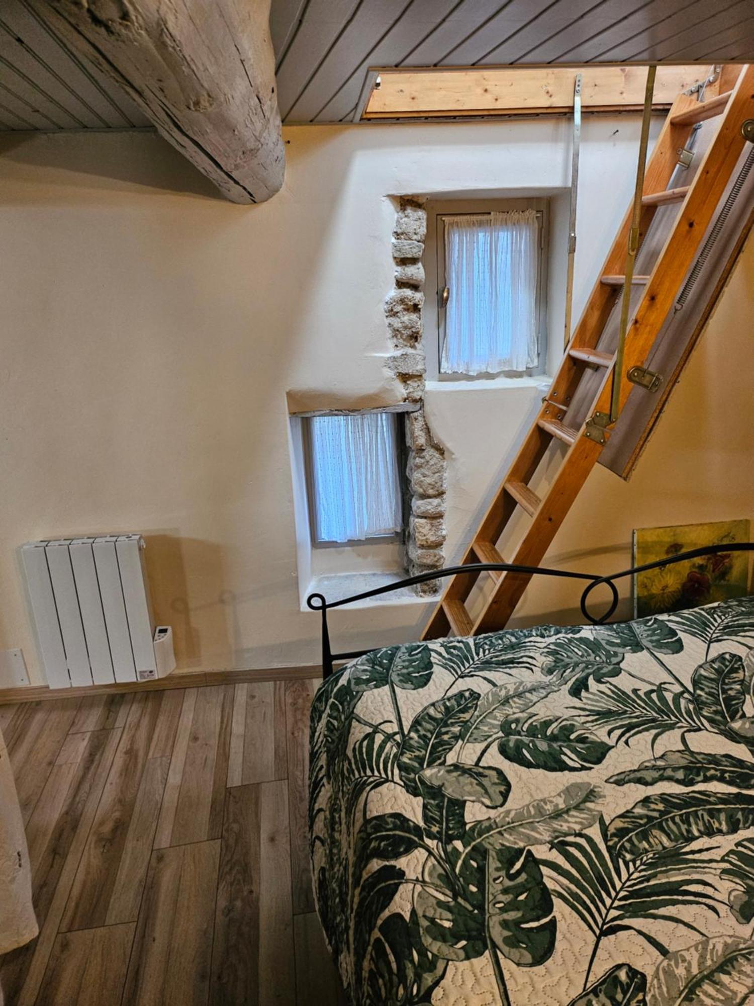 La Petite Maison Céreste Dış mekan fotoğraf